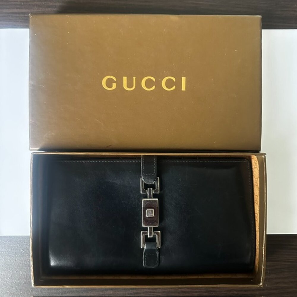 Gucci Wallet - Leather with Silver Hardware